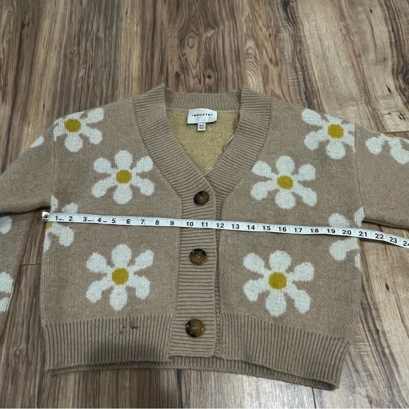 Nordstrom Industry Floral Cardigan Sweater - Picture 6 of 9